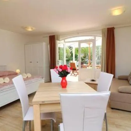 Seafront Silence - With Terrace And Sea View Апартаменты *