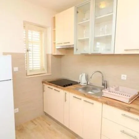 Апартаменты Seafront Silence - With Terrace And Sea View