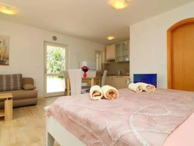 Seafront Silence - With Terrace And Sea View Apartman